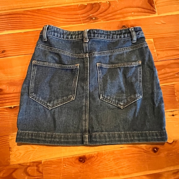 Jean skirt size small - Picture 2 of 3